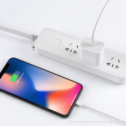High Quality Universal Travel Charging Adapter Wall Charger 20W Fast Charging Wall Charger